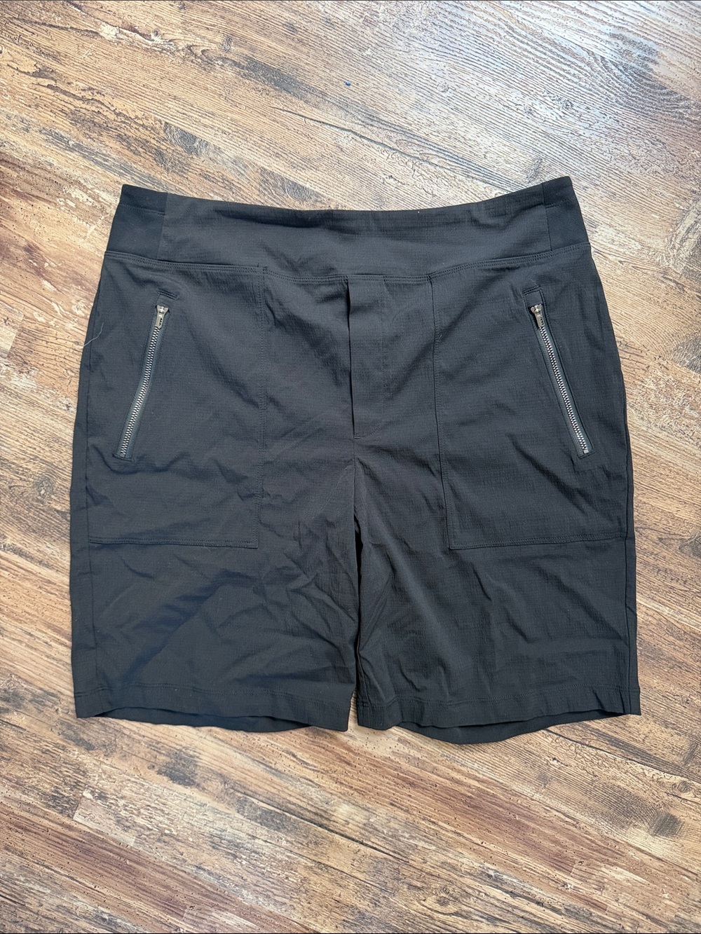 Trekkie North Mid Rise Bermuda Short Black Size 12